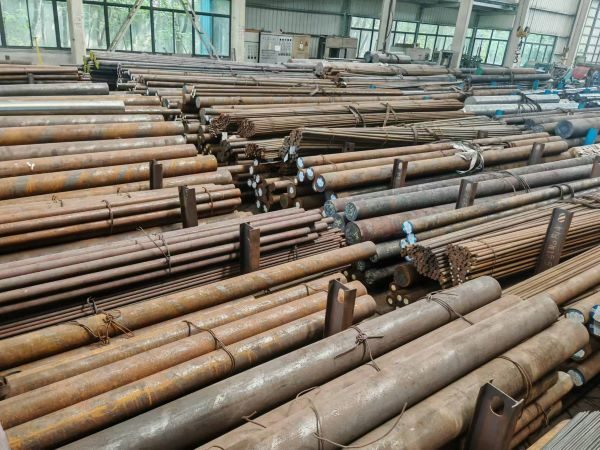 4140 hot rolled round steel stock