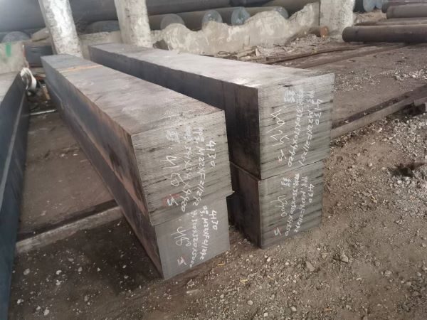 AISI 4130 forged square steel